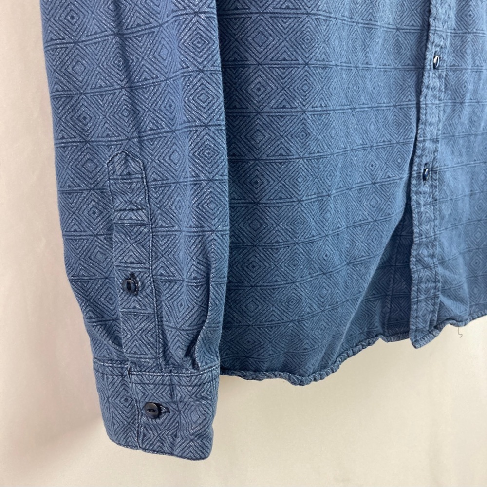 BLUE on Blue Geometric Design Button-up Shirt by Morse Code 100% Cotton - Picture 2 of 10